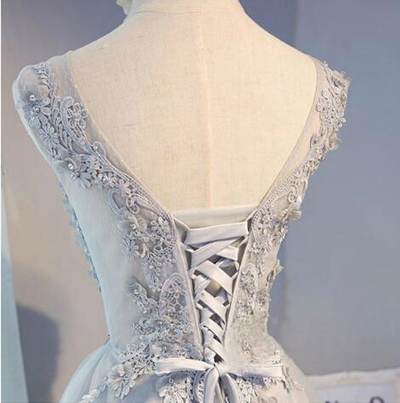 Gray V-neck Tulle Appliques Homecoming Dress