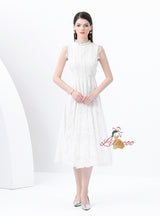 Lace Round Neck Sleeveless Slim Dress