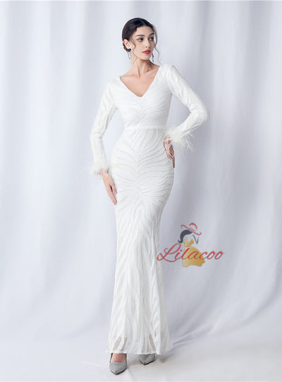 Long Sleeve V-neck Mermaid Sequins Prom Dress