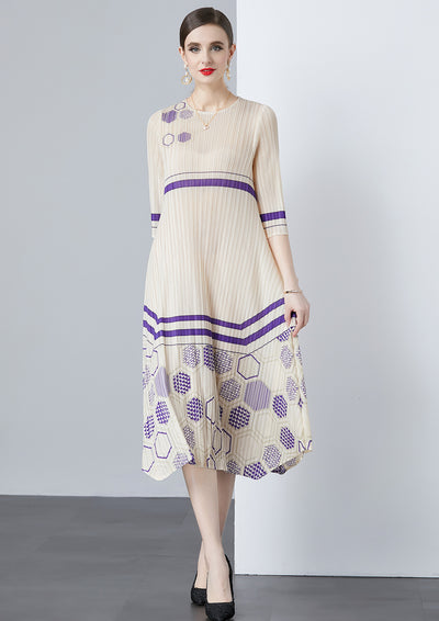 Printed Round Neck Pleated Dress