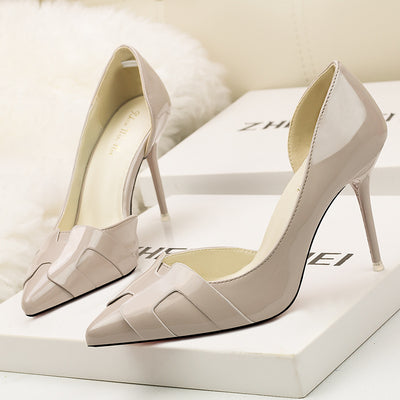 Side Hollow Pointed Solid Patent Leather Shoes