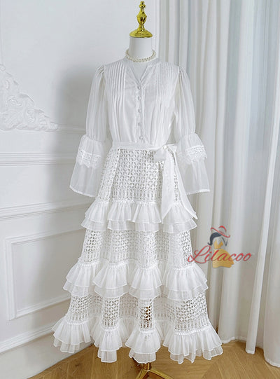 Retro Palace Lace Stitching Flared Sleeve Dress