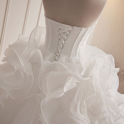 White Tulle Sweetheart Wedding Dress