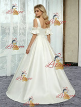 Ivory Satin Scoop Neck Wedding Dress