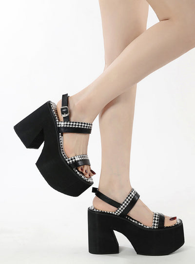 Foam-soled Thick-soled Buckles Sandals