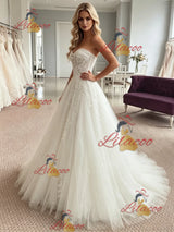 White Tulle Strapless Appliques Wedding Dress
