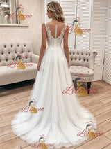 White Tulle Scoop Neck Lace Wedding Dress