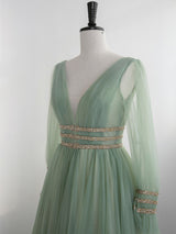 Green Tulle V-neck Long Sleeve Prom Dress