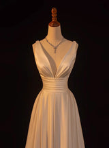 Simple White Satin V-neck Pleats Wedding Dress