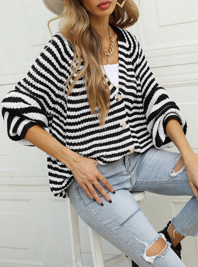 Striped Loose Single-breasted V-neck Sweater