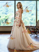 Ivory Tulle Scoop Neck Appliques Wedding Dress