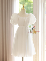 White Puff Sleeve Pleats Wedding Dress