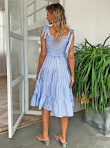 Women Stripe Strap Pleated Dress