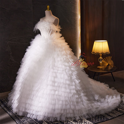 White Tulle Tiers Strapless Wedding Dress