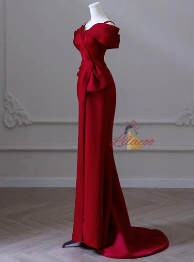 Burgundy Mermaid Satin Pleats Prom Dress