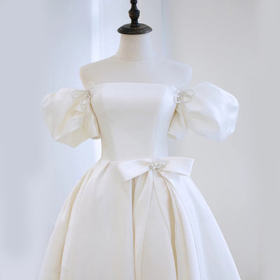 White Satin Puff Sleeve Beading Wedding Dress
