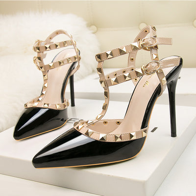 Patent Leather Metal Rivet Roman Sandals