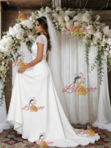 White V-neck Lace Wedding Dress