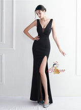 V-neck Pleats Sleeveless Prom Dress