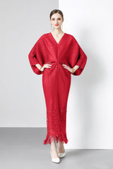 Loose Bat Sleeve V-neck Fringed Pleated Dress