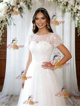White Tulle Puff Sleeve Appliques Wedding Dress