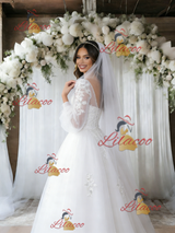 White Tulle 3/4 Sleeve Appliques Wedding Dress