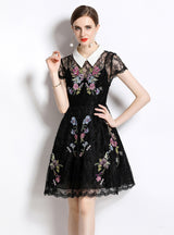 Palace Embroidered Lace Short-sleeved Dress