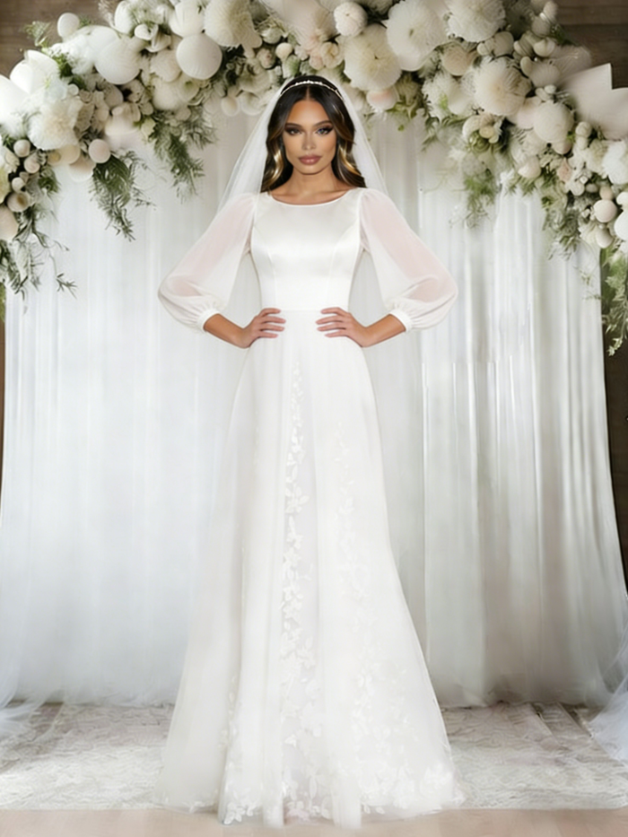 White Tulle Appliques Long Sleeve Wedding Dress