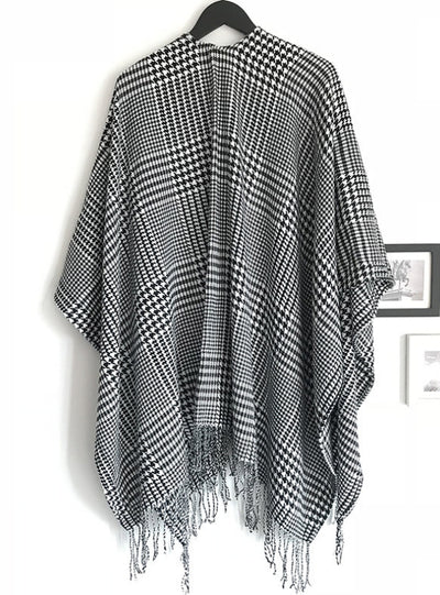 Black and White Houndstooth Split Fringed Split Shawl