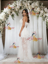 White Tulle Lace Strapless Feather Wedding Dress