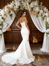 White Mermaid Strapless Appliques Wedding Dress