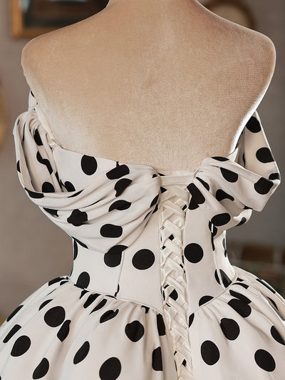 White Satin Wave Point Pleats Wedding Dress