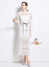 Retro Round Neck Embroidered Dress