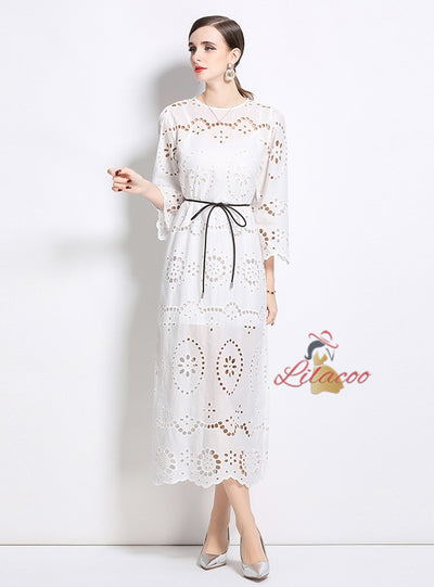 Retro Round Neck Embroidered Dress