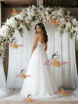 White Tulle Lace Spaghetti Straps Wedding Dress