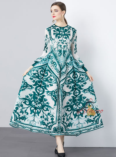 Ethnic Blue and White Porcelain Printed Pleated Dress