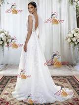 White Tulle V-neck Appliques Wedding Dress