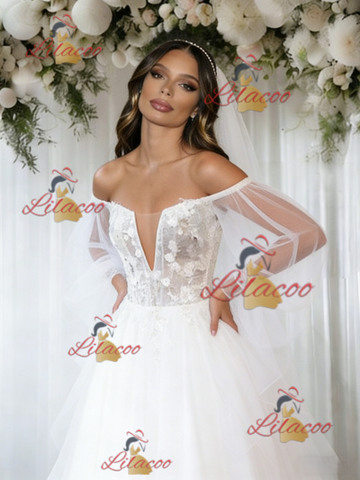 White TUlle Long Sleeve Appliques Wedding Dress