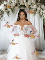 White TUlle Long Sleeve Appliques Wedding Dress