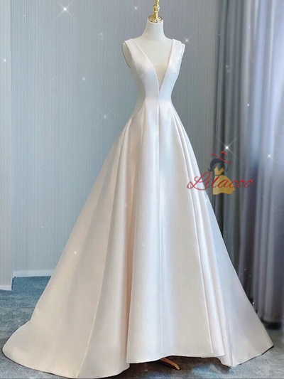 Simple Ivory Satin V-neck Backless Bow Wedding Dress