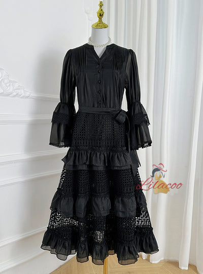 Retro Palace Lace Stitching Flared Sleeve Dress