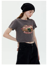 Retro Slim Short Round Neck Long Sleeve T-shirt