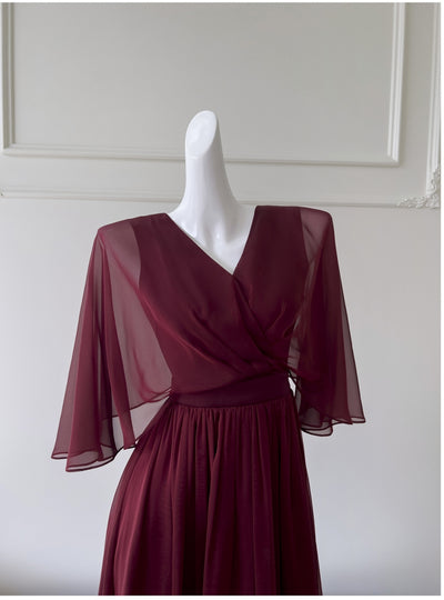 Burgundy Chiffon V-neck Pleats Prom Dress