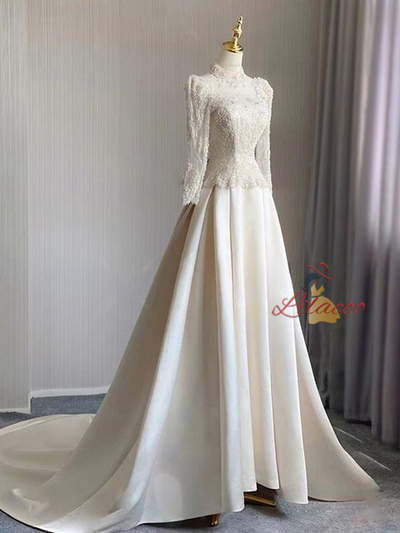 Ivory Satin Lace Long Sleeve Backless Wedding Dress