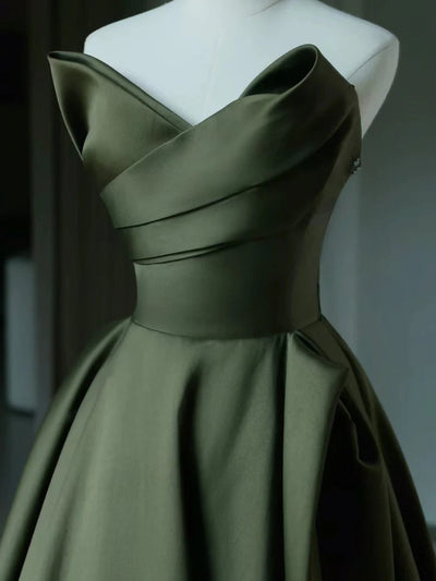 Green Satin Strapless Pleats Prom Dress