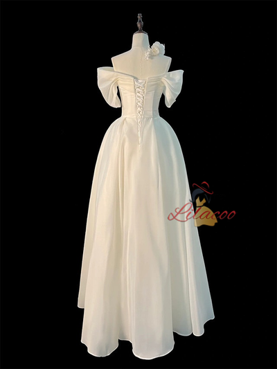 White Satin Pleats Wedding Dress