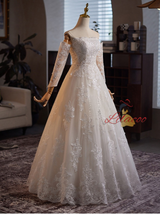 Fashion Ivory White Tulle Lace Long Sleeve Wedding Dress