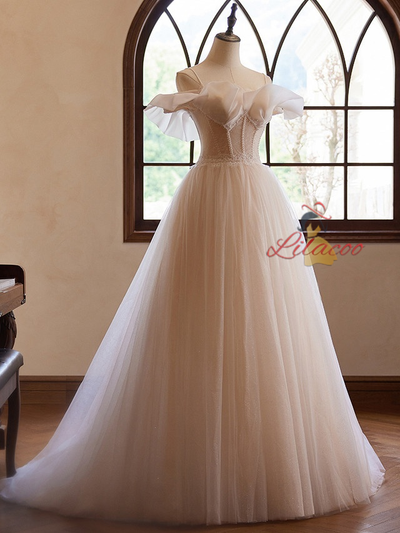 Champagne Tulle Lace Spaghetti Straps Beading Wedding Dress