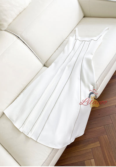 White Slim Sleeveless Dress