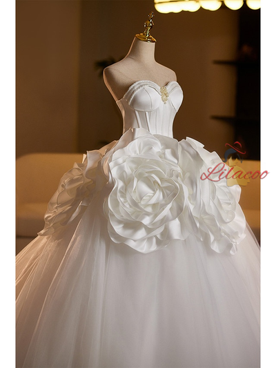 White Tulle Strapless 3D Flower Wedding Dress